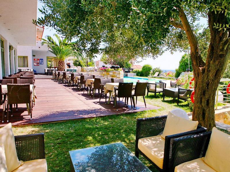Sandy Bay Hotel Пломарион Экстерьер фото